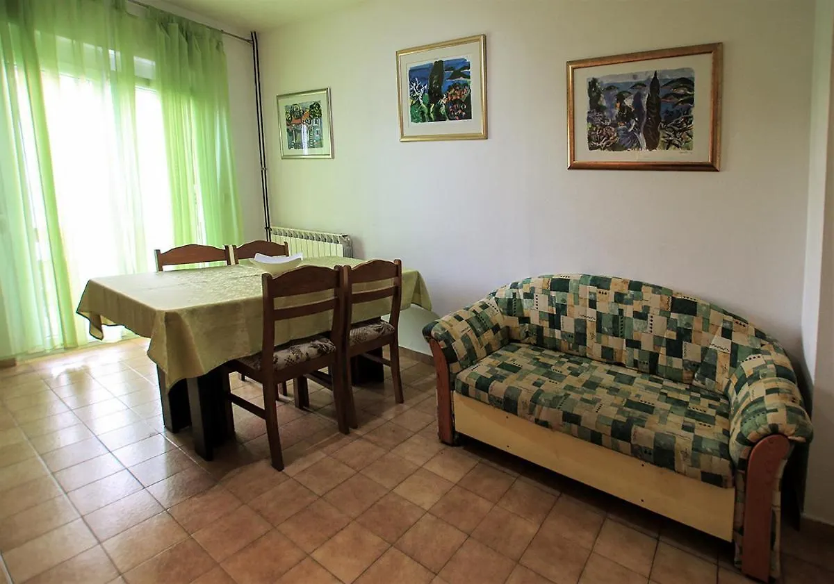Apartments Branka Medulin